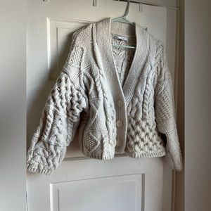 Zara Chunky Cropped Off White Cardigan